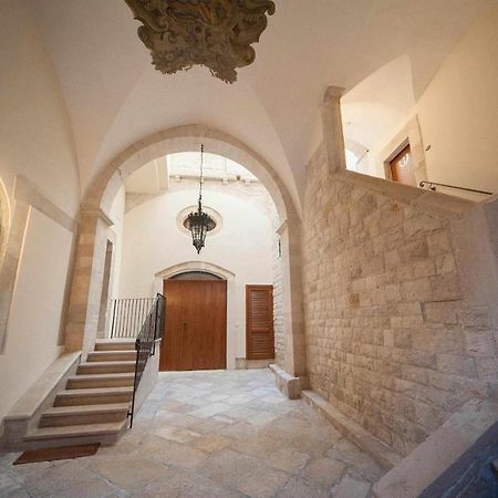 בארלטה Antica Dimora Luxury Rooms מראה חיצוני תמונה